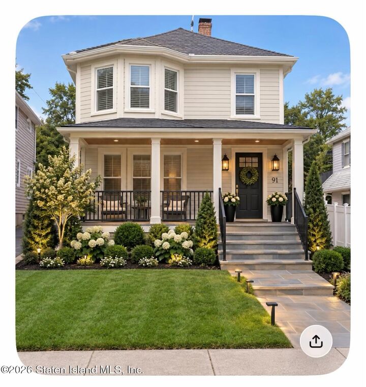 Property Photo:  91 Hillcrest Street  NY 10308 