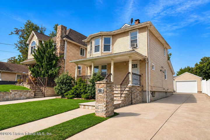 Property Photo: 91 Hillcrest Street NY 10308