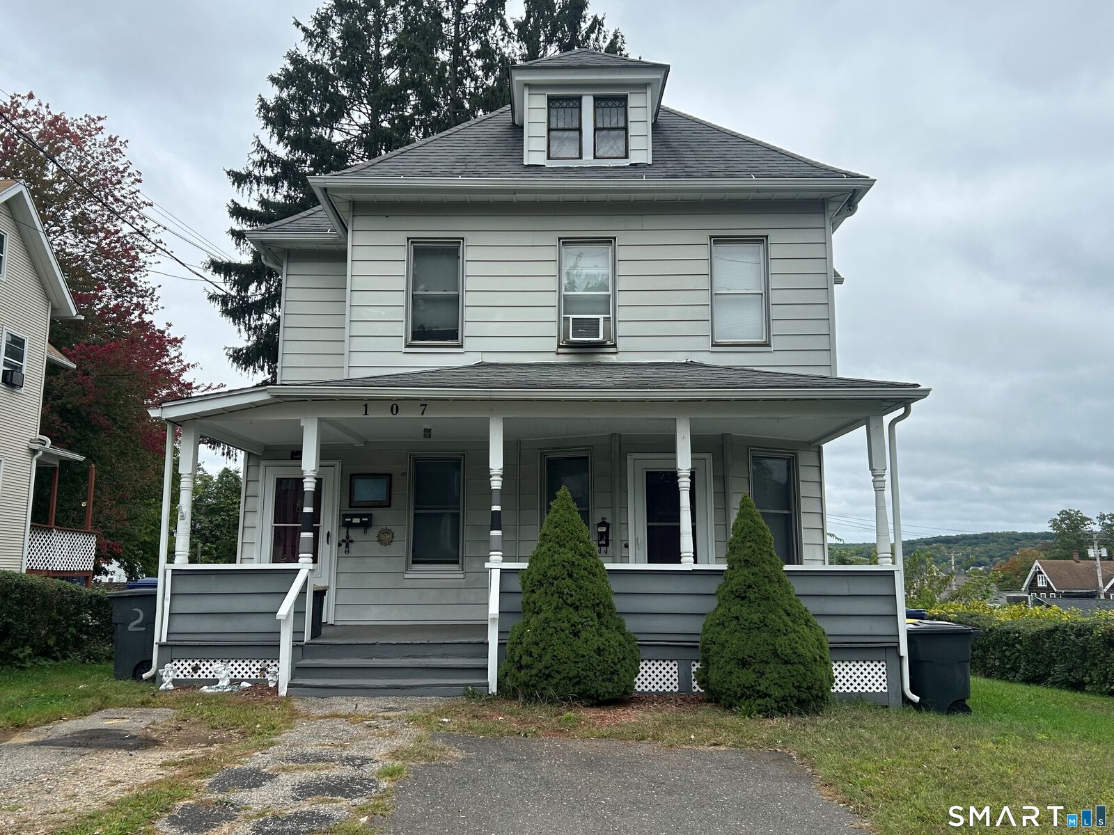 Property Photo:  107 Division Street  CT 06401 