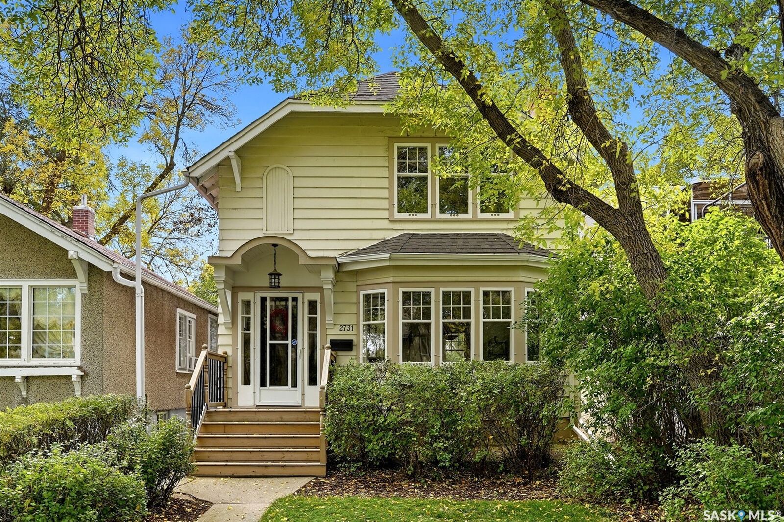 Property Photo:  2731 Hill Avenue  SK S4S 0V5 