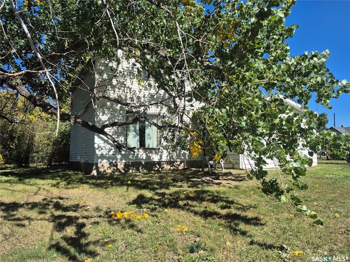 Property Photo:  130 Forsyth Street  SK S0C 2G0 