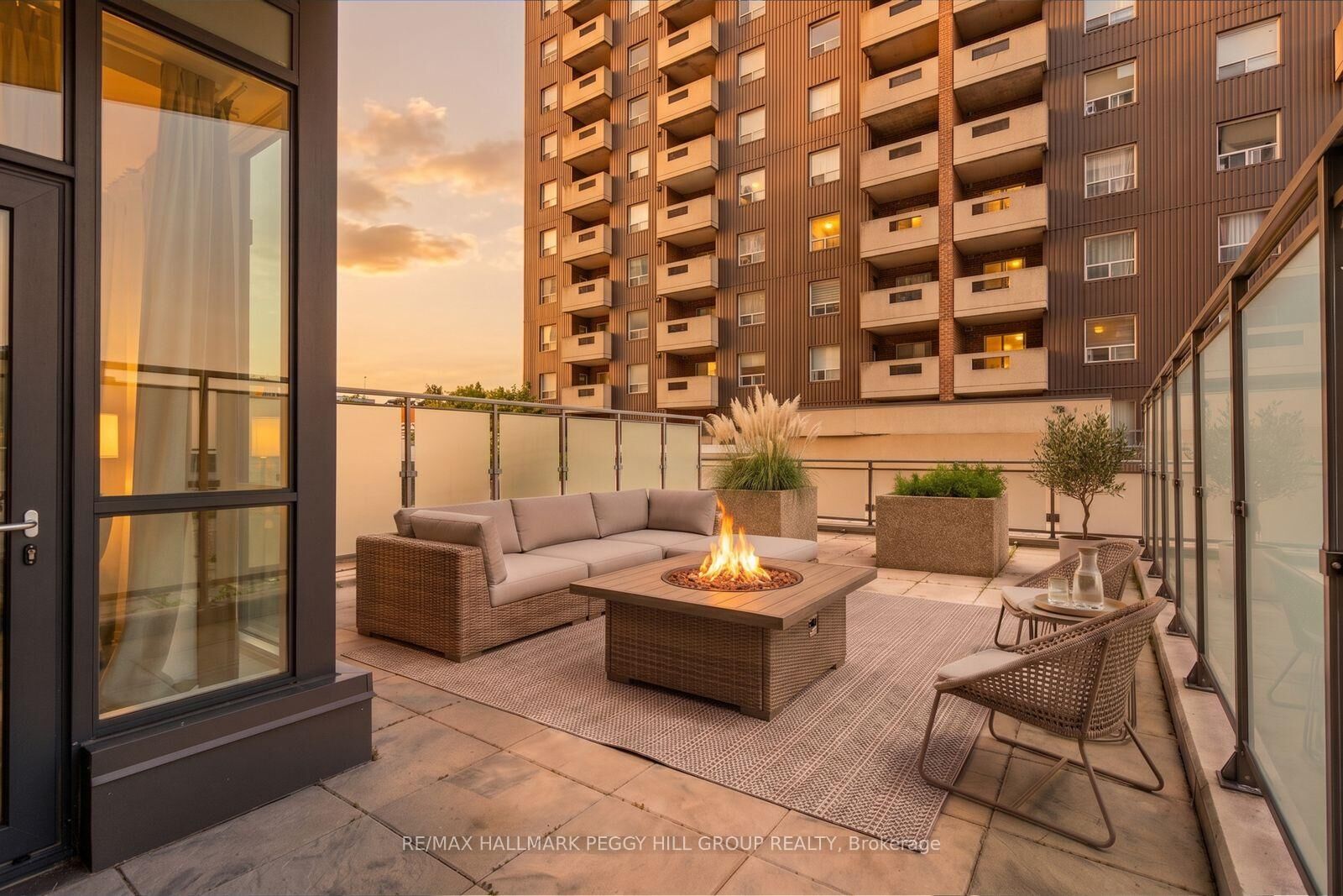 Property Photo:  111 Worsley Street 309  ON L4M 0J5 
