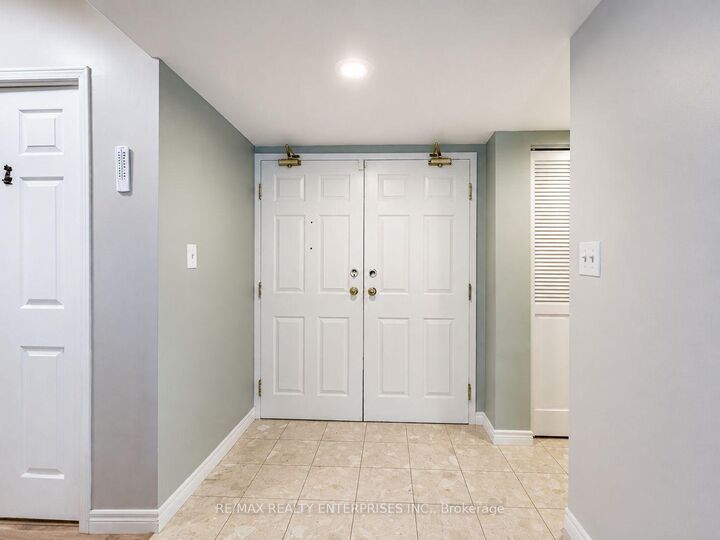 Property Photo: 3267 King Street E 105 ON N2A 4A4
