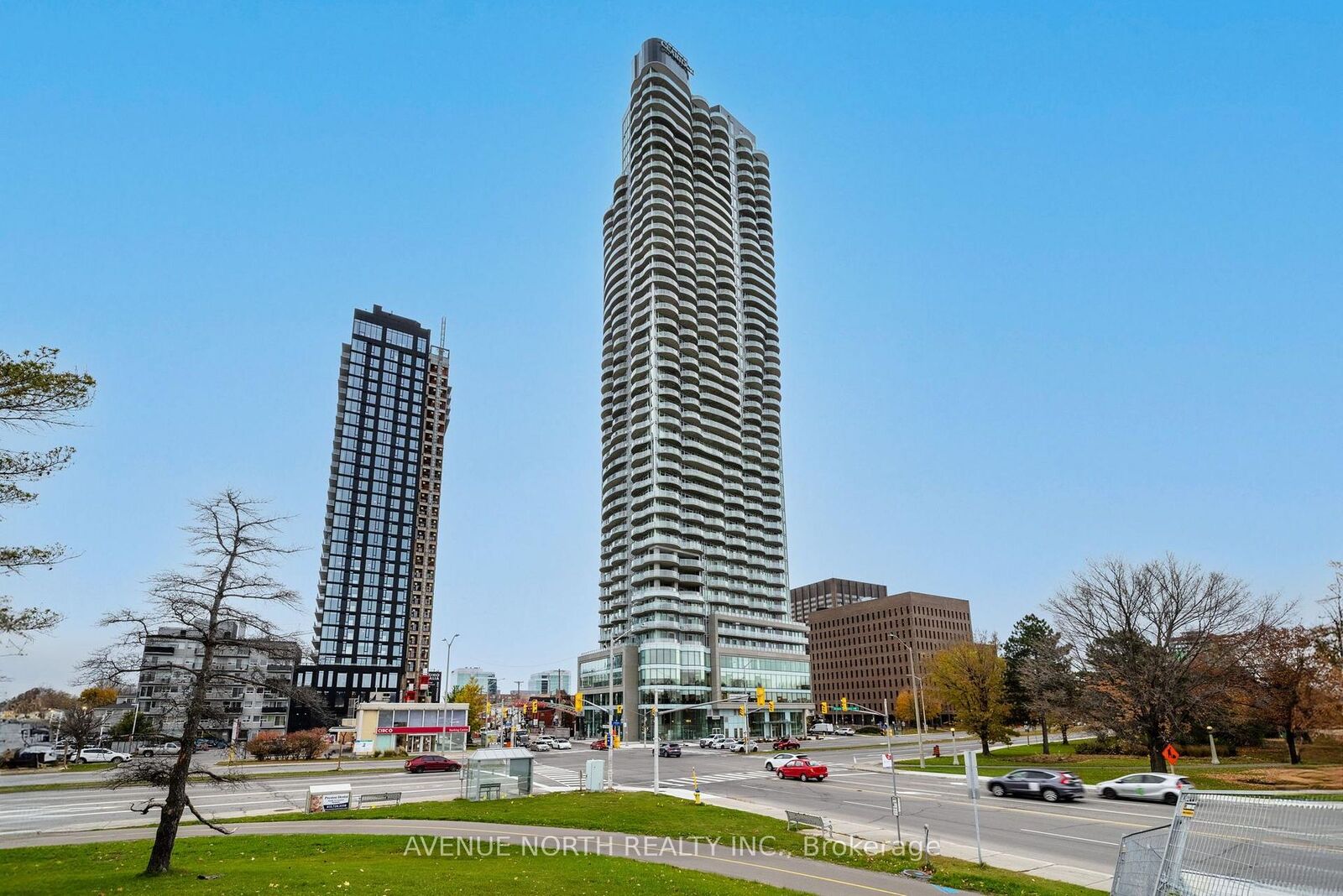 Property Photo: 805 Carling Avenue 2001 ON K1S 5W9