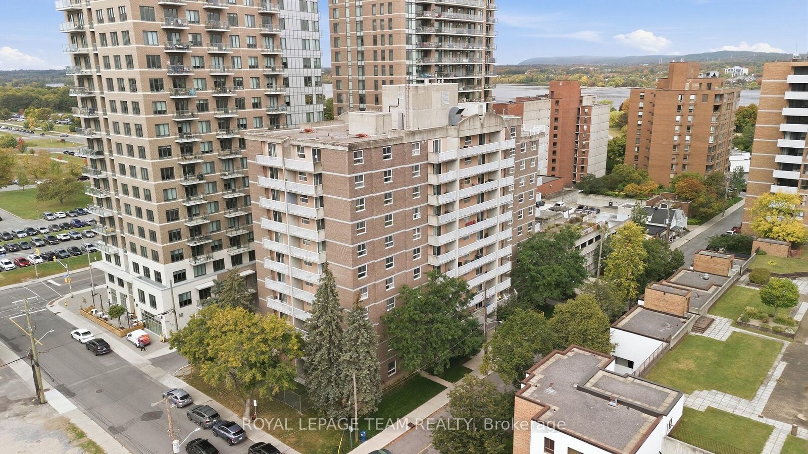 Property Photo:  110 Forward Avenue 304  ON K1Y 4S9 