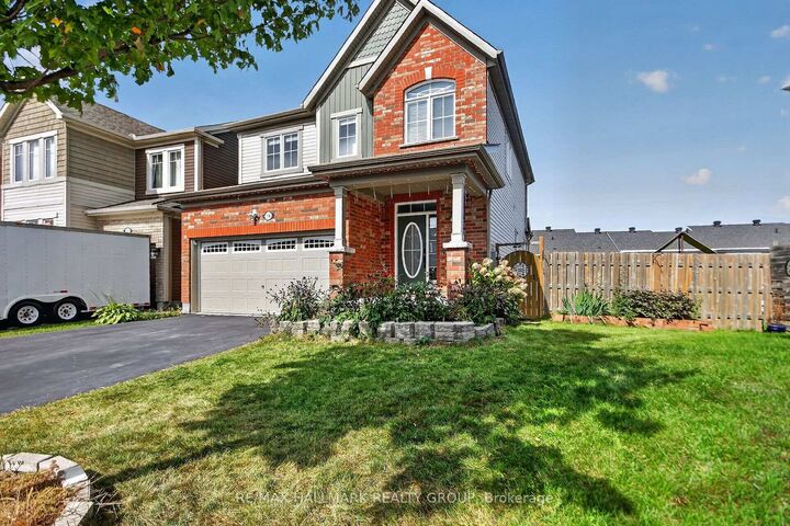 Property Photo:  18 Sweetbay Circle  ON K2S 0W8 