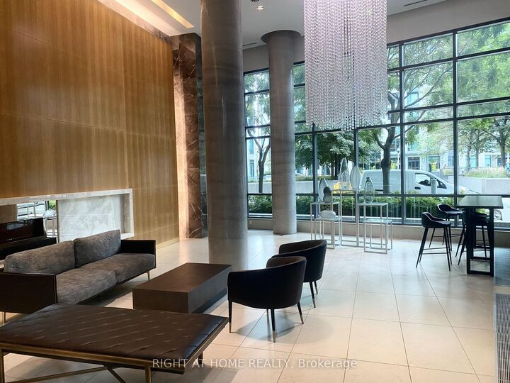 Property Photo: 215 Fort York Boulevard 613 ON M5V 4A2
