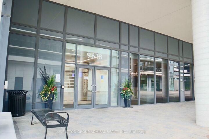 Property Photo:  9618 Yonge Street 1008  ON L4C 0X5 