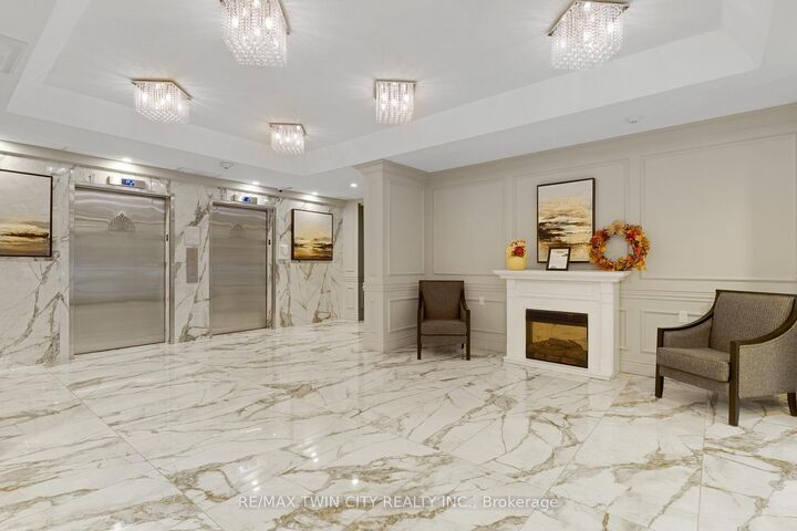 Property Photo:  237 King Street W  ON N3H 5L2 