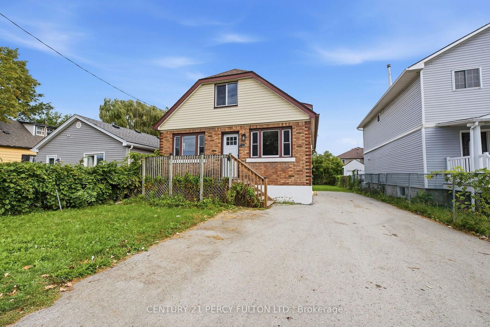 Property Photo:  119 Pelham Road  ON L2S 1T4 