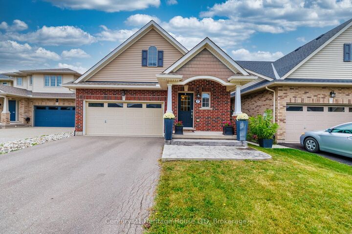 Property Photo:  7 Kenmar Court  ON L2P 0E4 