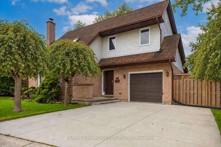 Property Photo:  122 Barrydale Crescent  ON N6G 2X6 