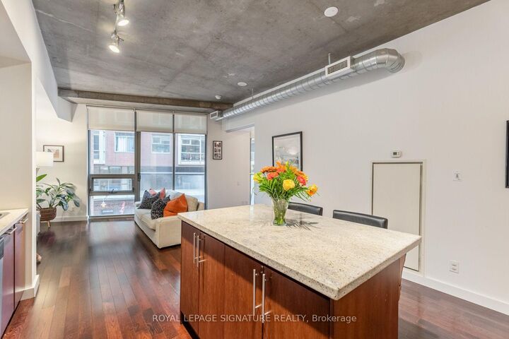 Property Photo:  33 Mill Street 210  ON M5A 3R3 