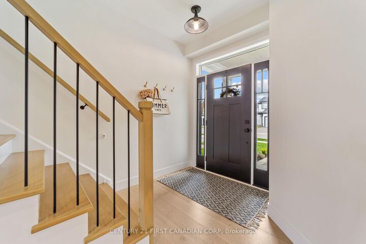 Property Photo: 3029 Heardcreek Trail ON N6G 2S7