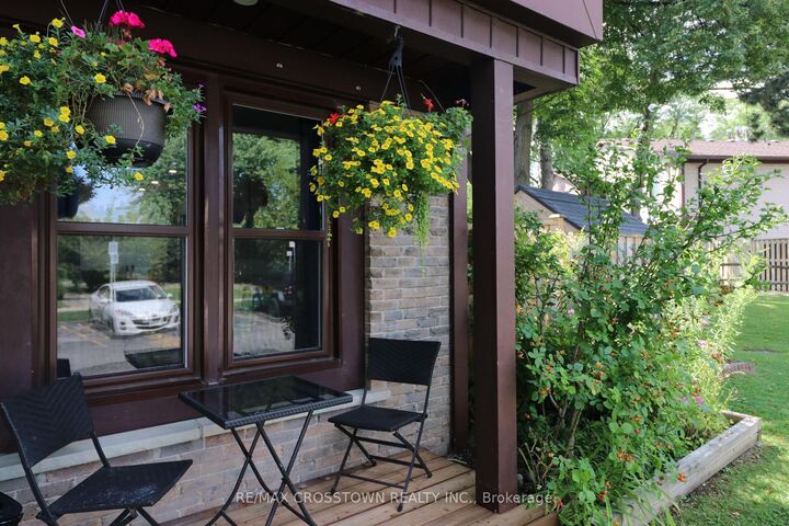 Property Photo:  6650 Falconer Drive 81  ON L5N 1B5 