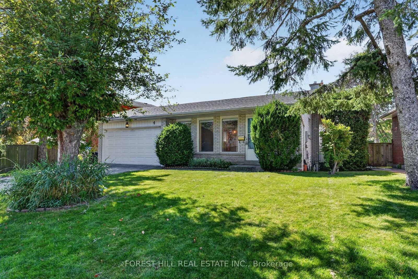 Property Photo:  4 Glenstroke Drive  ON M1S 2Z9 