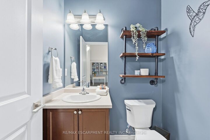 Property Photo:  170 Rockhaven Lane 321  ON L8B 1B5 