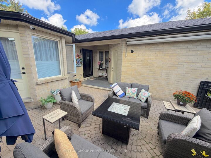Property Photo: 163 Pine Valley Drive 4 ON N6J 4P9