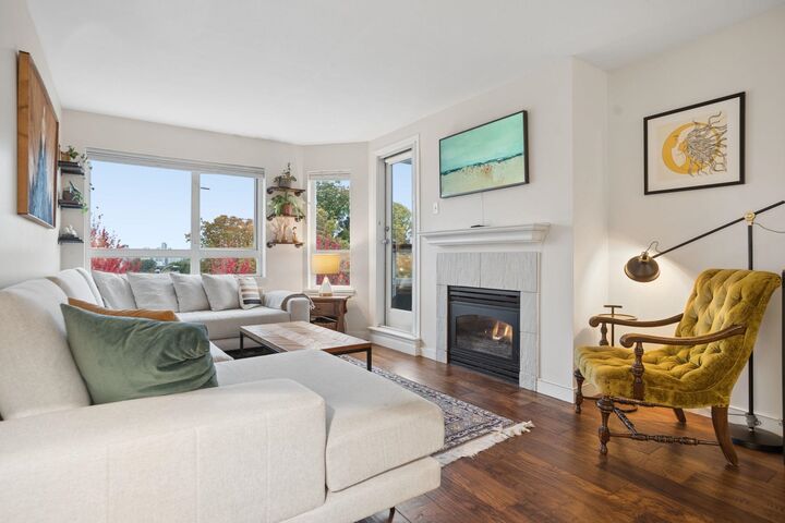 Property Photo: 1707 Charles Street 305 BC V5L 2T6