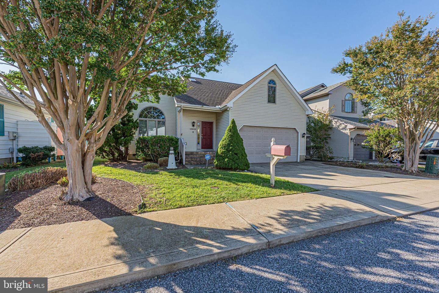 Property Photo: 13903 Sea Captain Road MD 21842