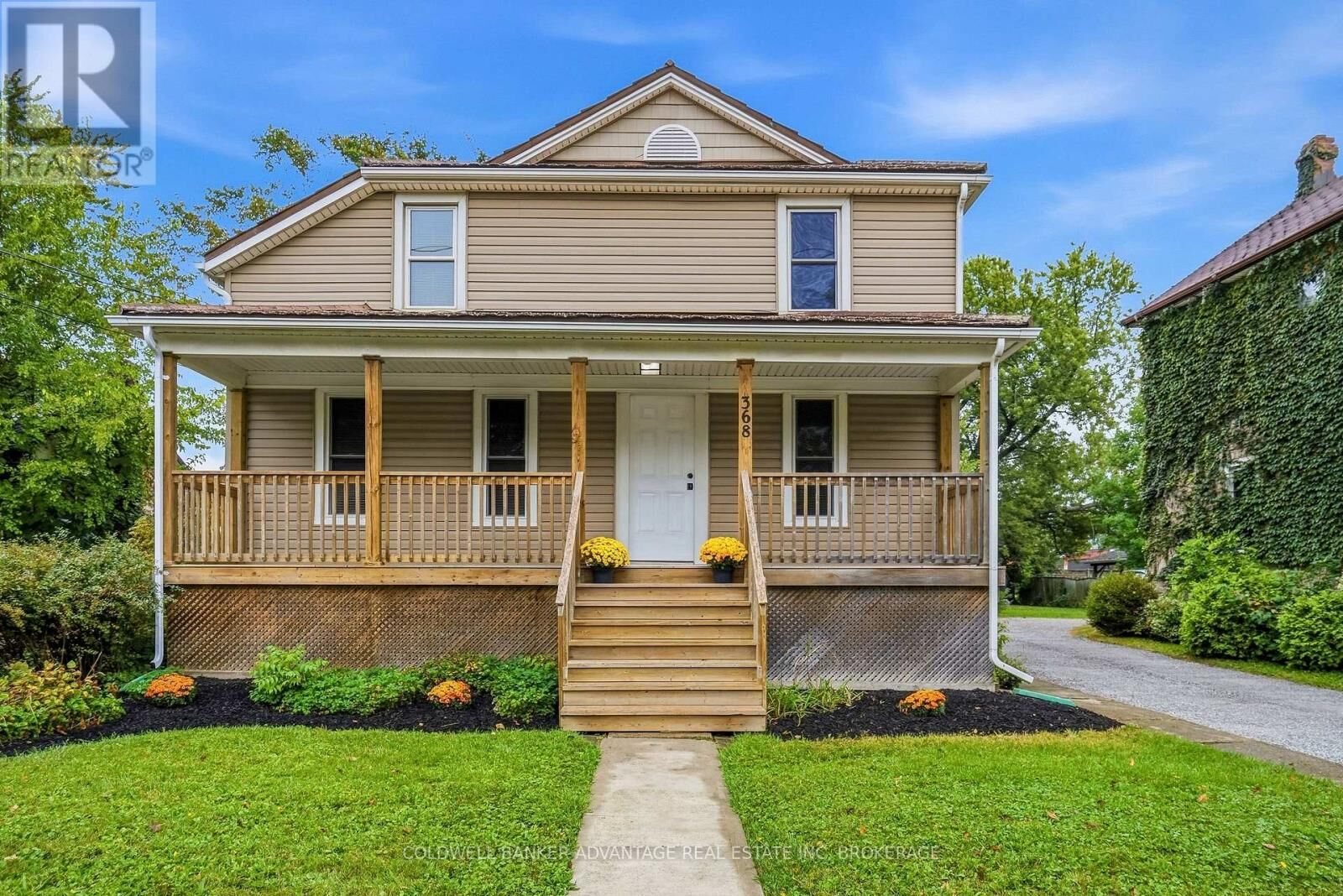 Property Photo:  368 Niagara Street  ON L3C 1K9 