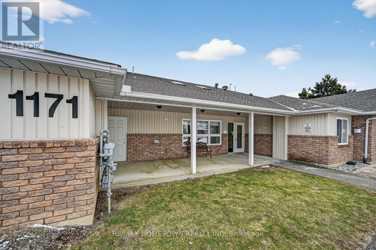 Property Photo:  1171 Millwood Avenue 5  ON K6V 7L5 