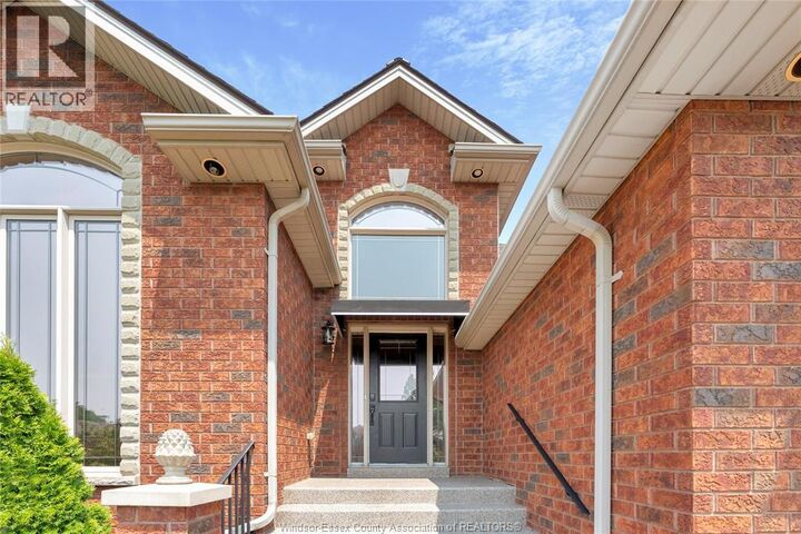 Property Photo:  80 Whelan Drive Lower  ON N9V 4B6 