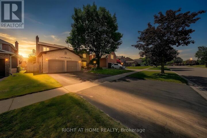 Property Photo: 71 South Balsam Street ON L9P 1G6