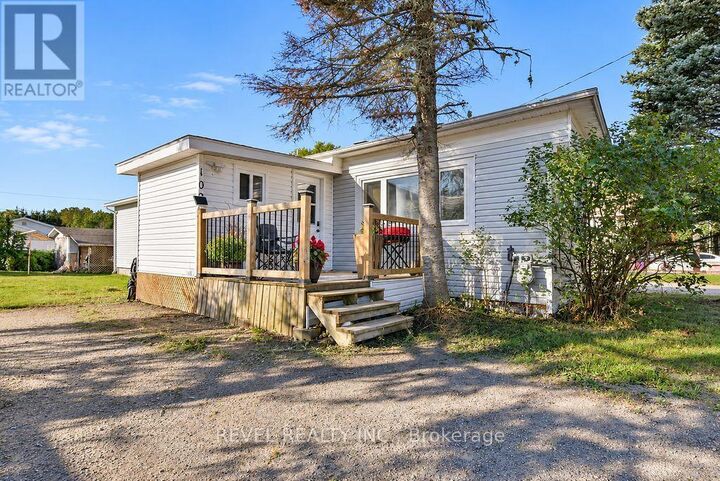 Property Photo:  102 Notre Dame Place  ON P4R 0E2 