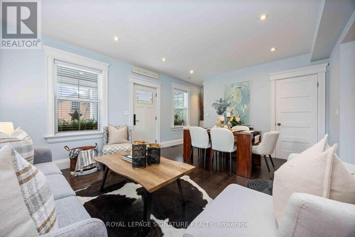 Property Photo:  213 Second Street  ON L4A 1B9 