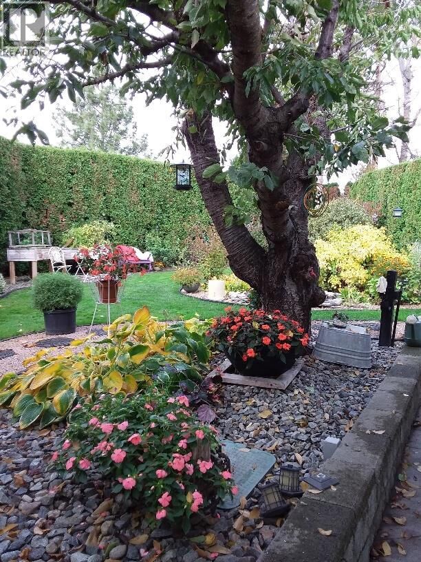 Property Photo:  415 Commonwealth Road 348  BC V4V 1P4 