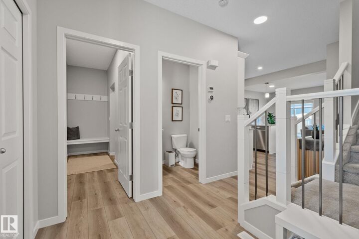 Property Photo:  19 Meadowbrook Way  AB T7X 0W2 