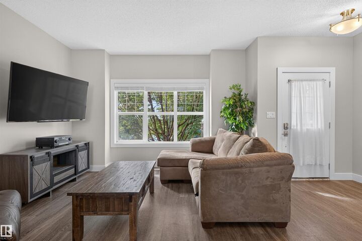Property Photo:  9082 Rosenthal Link Link NW  AB T5T 7A6 