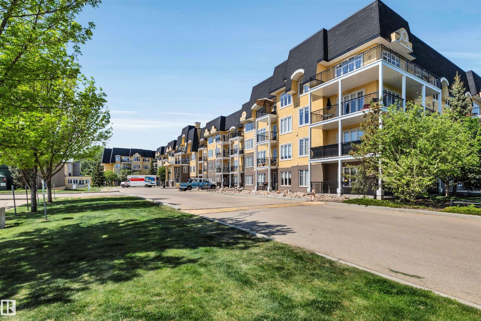Property Photo: 9820 165 Street NW 325 AB T5P 0N3