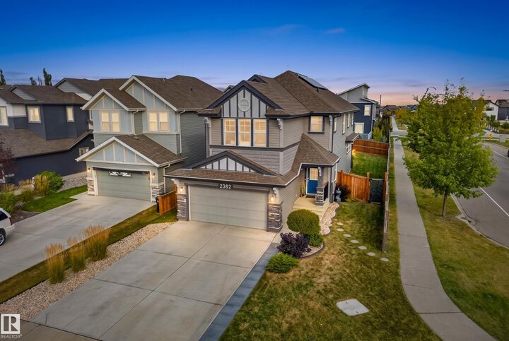 Property Photo:  457 Still Creek Crescent  AB T8H 0S6 