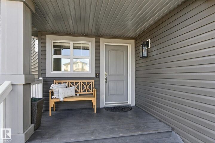 Property Photo:  18 Altadena Point(E)  AB T8H 0V9 