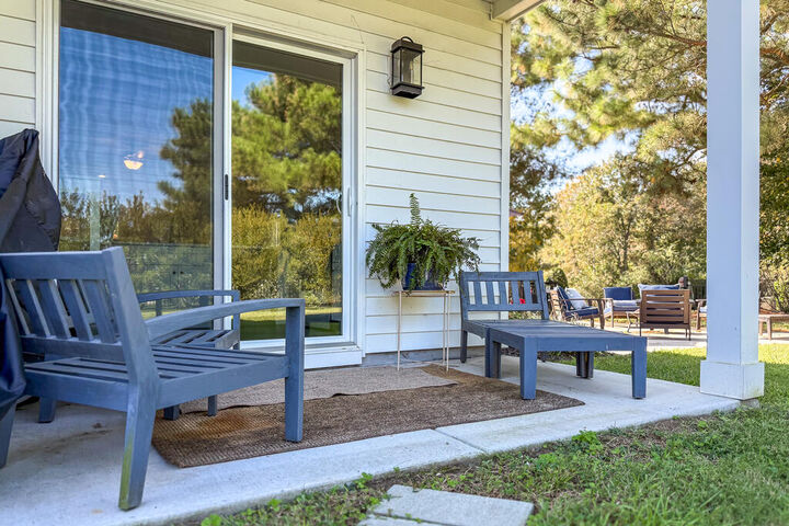 Property Photo: 22239 Kings Creek Pkwy VA 23310