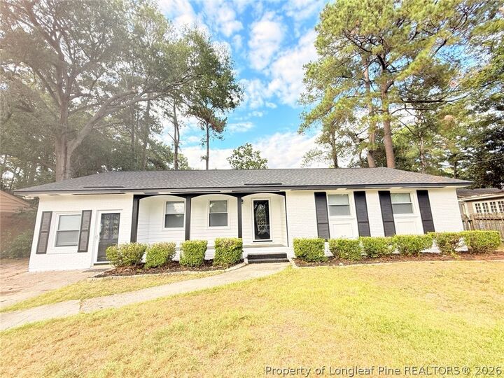 Property Photo:  702 W 28th Street  NC 28358 