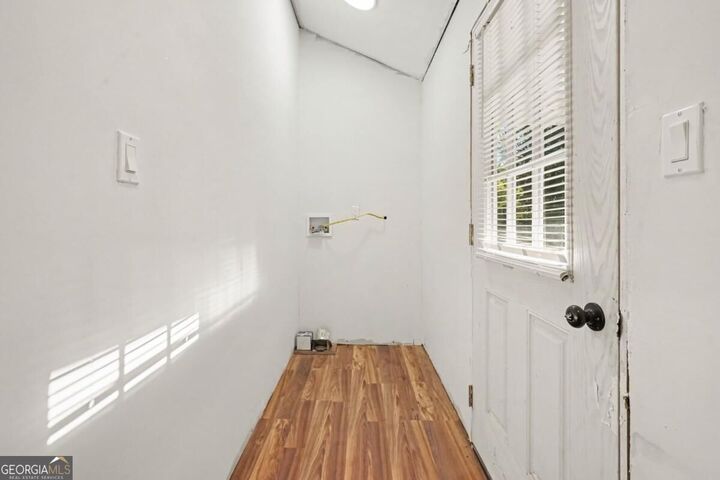 Property Photo:  842 Sunset Road  GA 30520 
