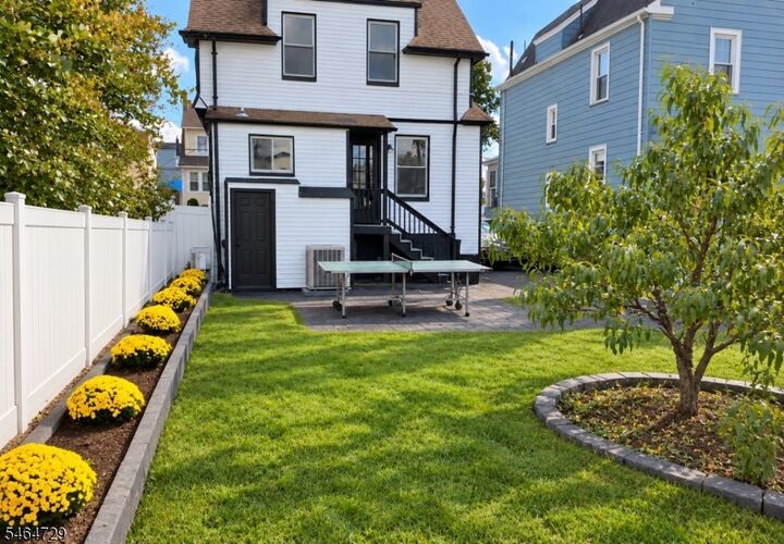 Property Photo:  17 Whittlesey Ave  NJ 07052 