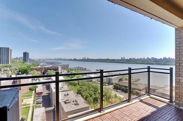 Property Photo:  7100 Blvd East 12C  NJ 07093 