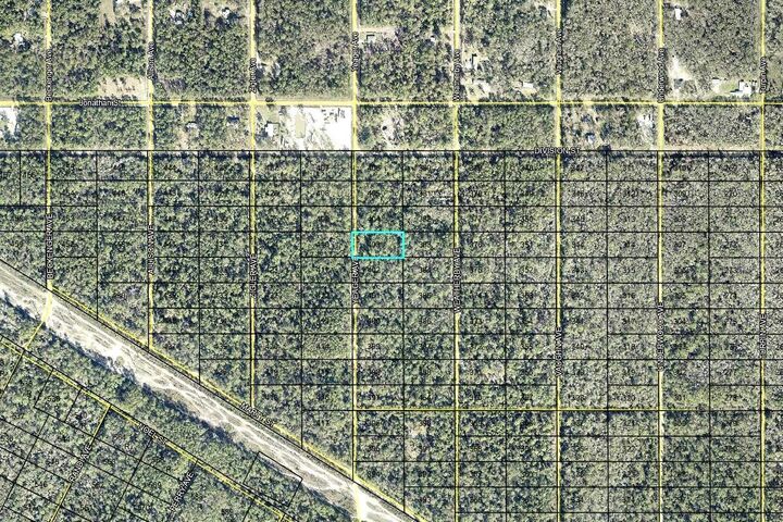 Property Photo:  403 Yeager Avenue  FL 32145 