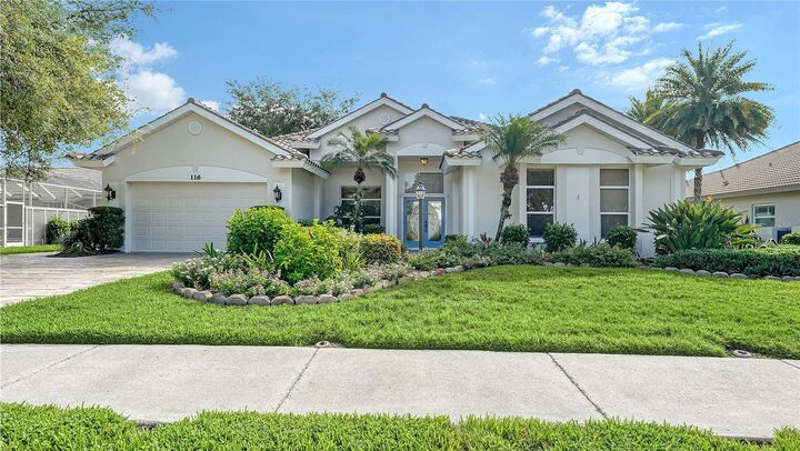 Property Photo: 116 Ventana Way FL 34292