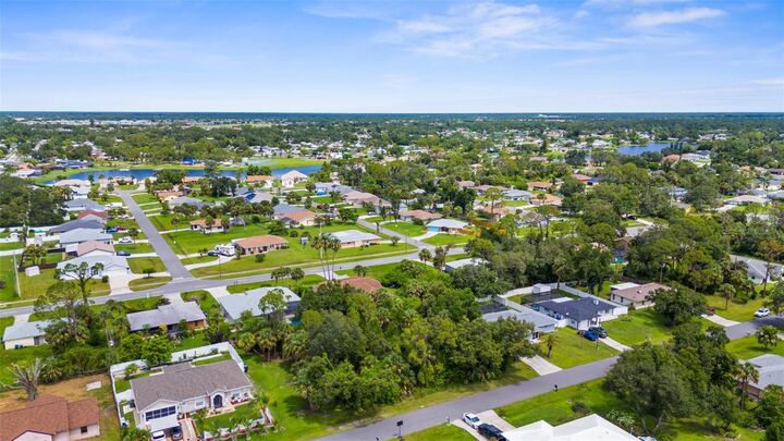 Property Photo: Kismet Terrace FL 34287