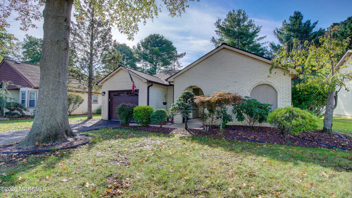 Property Photo:  7 Hampton Drive  NJ 07746 