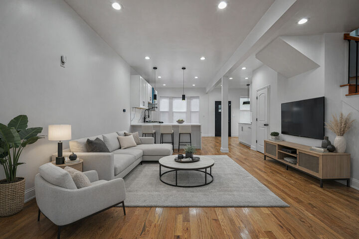 Property Photo: 6845 S Saint Lawrence Avenue IL 60637