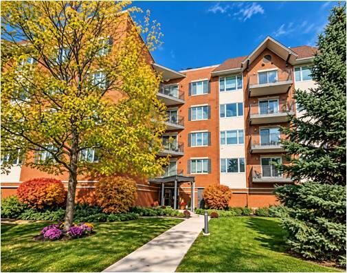 Property Photo:  2601 Central Street 402  IL 60201 