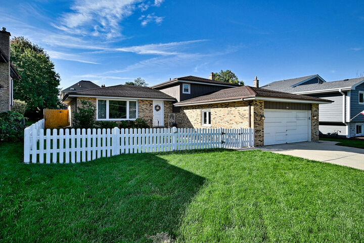 Property Photo:  542 W Armitage Avenue  IL 60126 