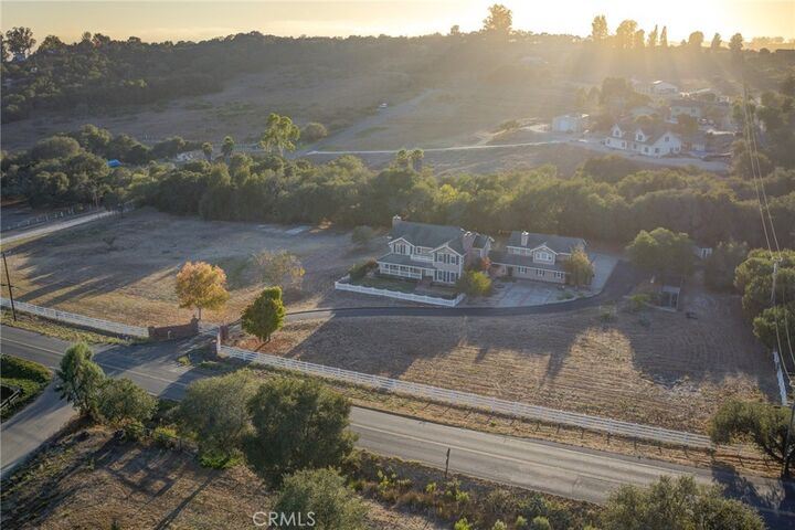 Property Photo:  1403 Noyes Road  CA 93420 