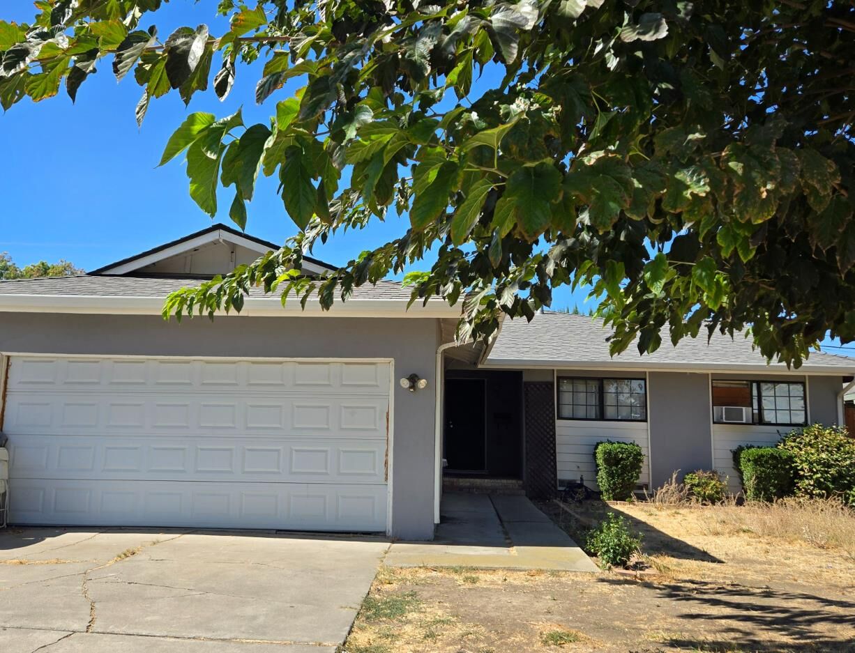 Property Photo: 2617 Balboa Drive CA 95376